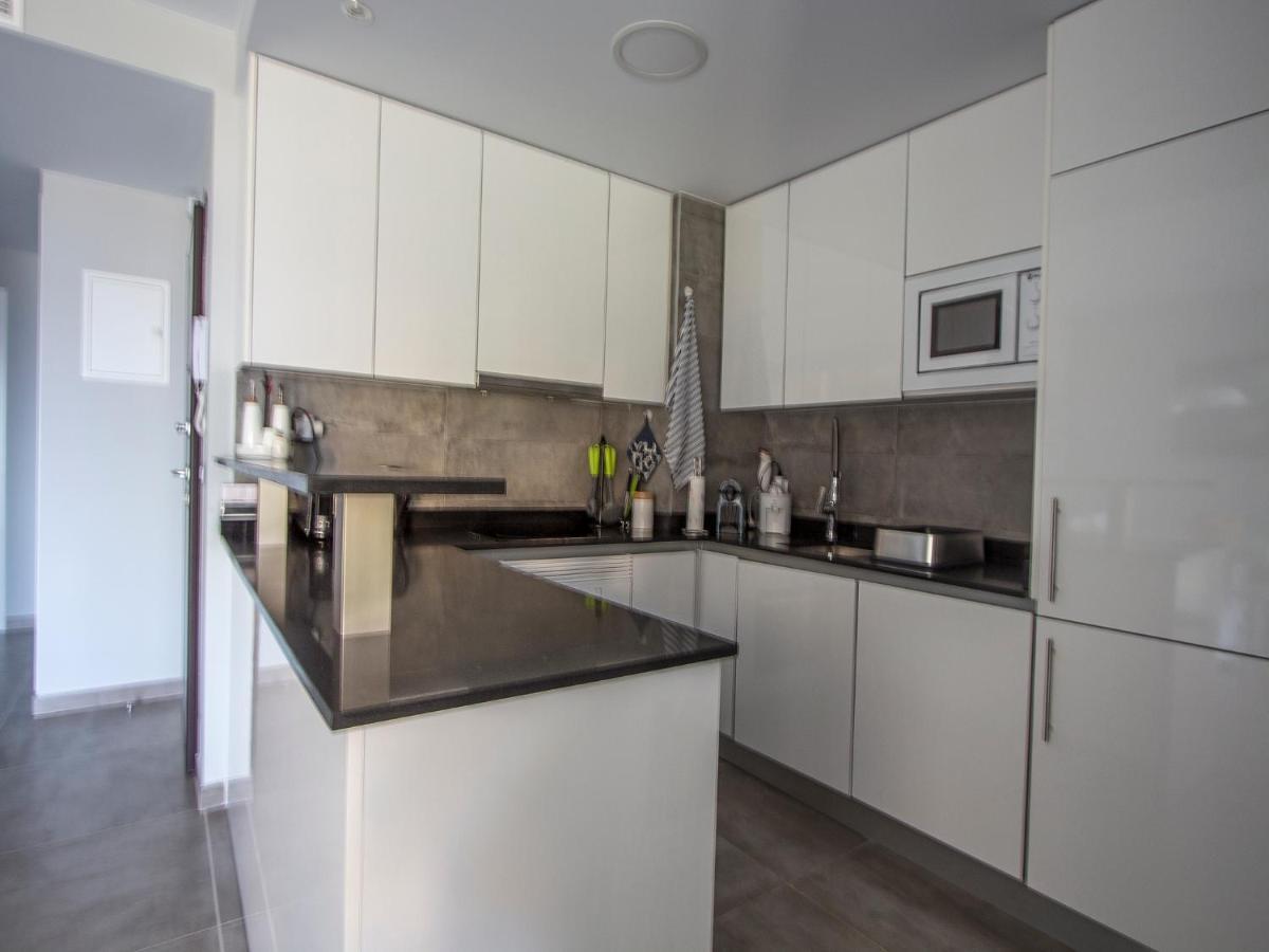 Infinity Luxury Sea View Apartment With Private Garden Ареналес дел Сол Екстериор снимка