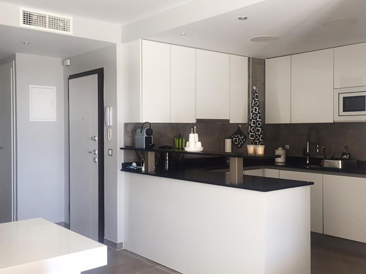 Infinity Luxury Sea View Apartment With Private Garden Ареналес дел Сол Екстериор снимка
