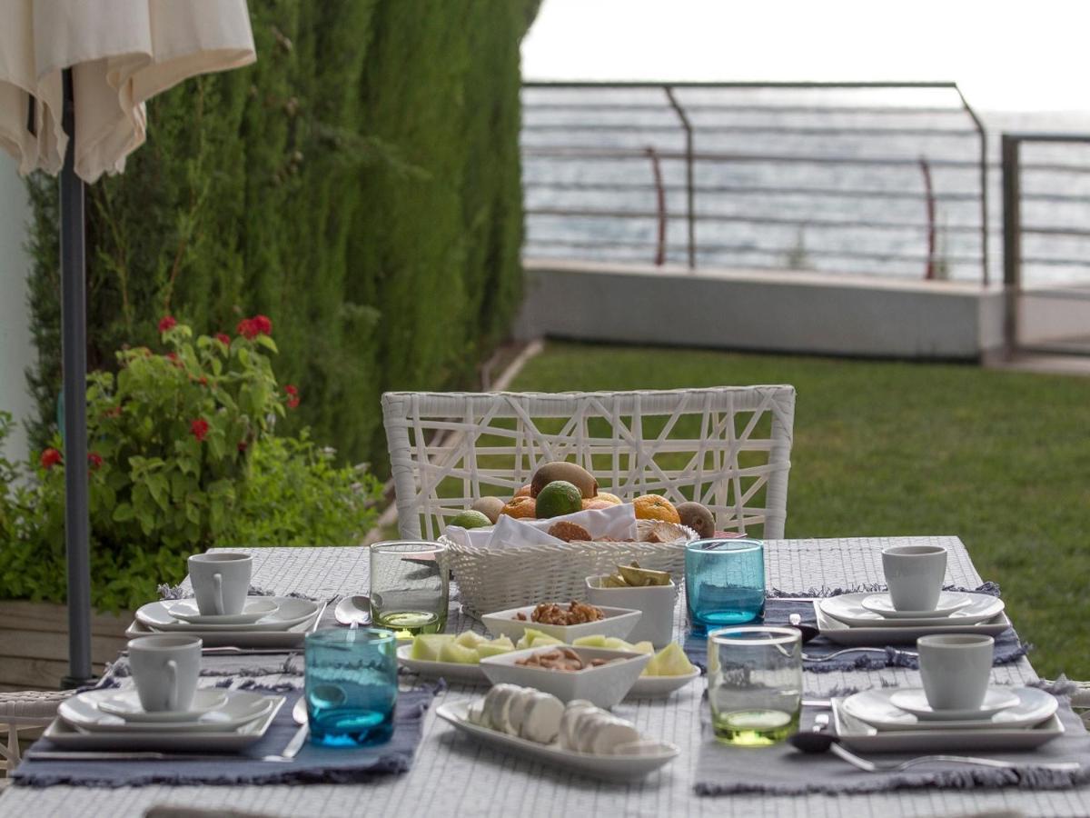 Infinity Luxury Sea View Apartment With Private Garden Ареналес дел Сол Екстериор снимка